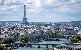 Vue sur Paris avec la Tour Eiffel